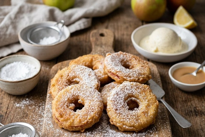 Apfelringe mit dem Thermomix®* zubereitet mit Dinkelteig und Erythrit Puder als zuckerfreies Dessert by fitgemixt