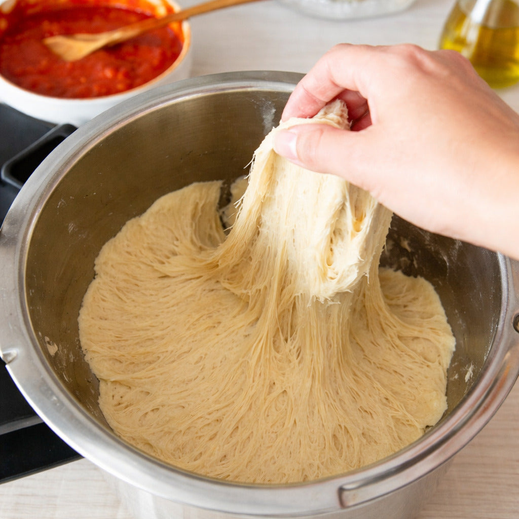 Perfekter Pizzateig Thermomix®*-optimiert – ohne Hefe & ohne Gehen