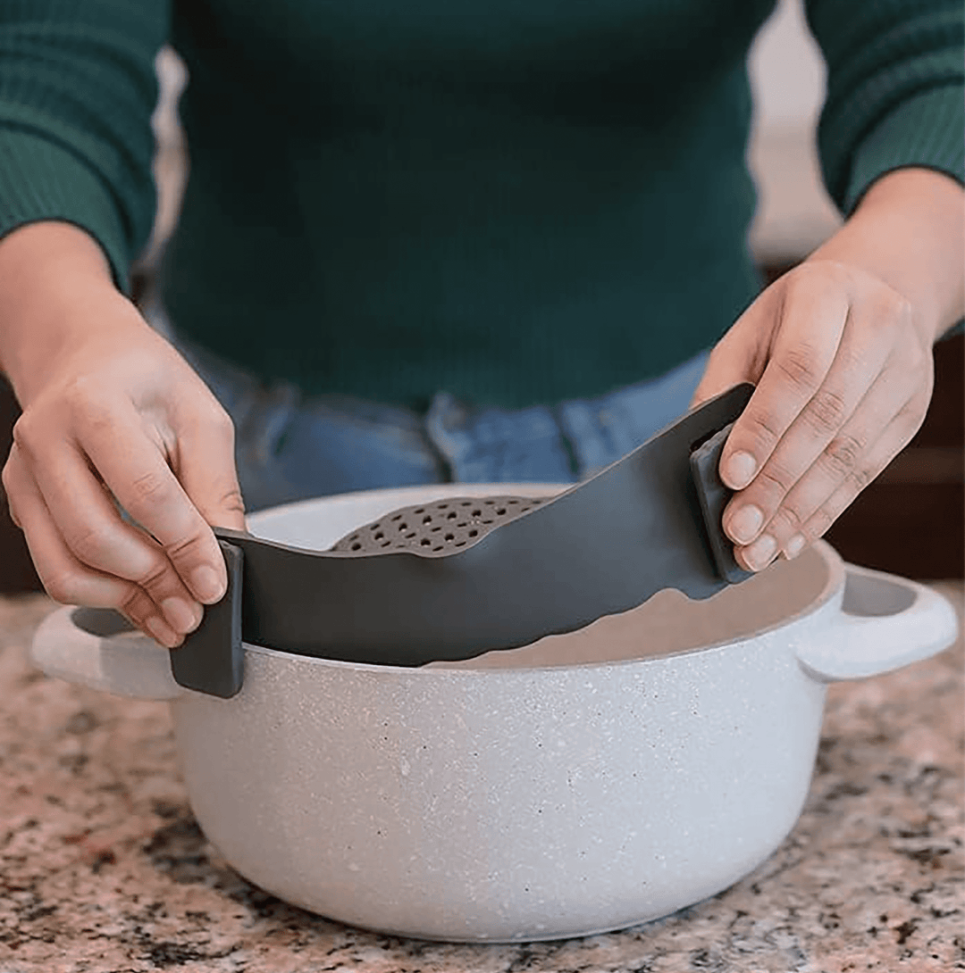 Abgießhilfe FitGießer: Praktisches Zubehör passend für Thermomix®*, runde Töpfe, Pfannen, Schüsseln ✚ Co.