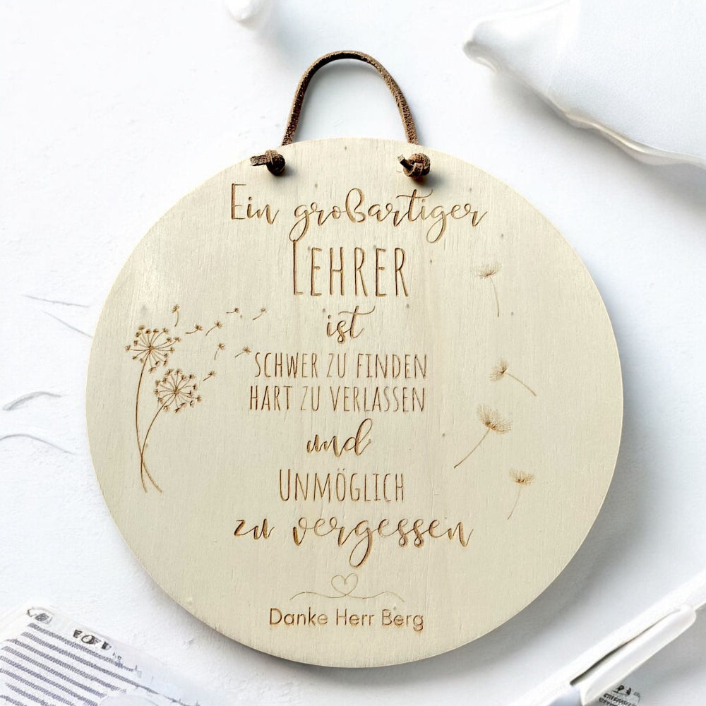 Die Holzschilder Geschenk Lehrerin werden von uns mit Liebe zum Detail graviert | fitgemixt Dekoshop