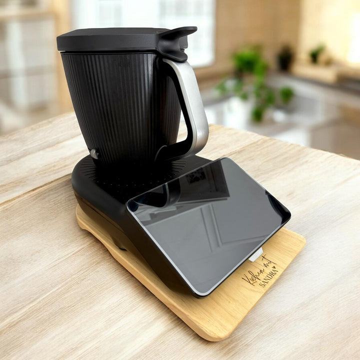Thermomix®* TM7 bequem verschieben dank Gleitbrett von fitgemixt