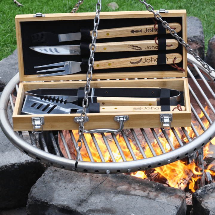 Grillbesteck personalisiert mit Spruch und Name von fitgemixt - jetzt hier im Shop bestellen!!