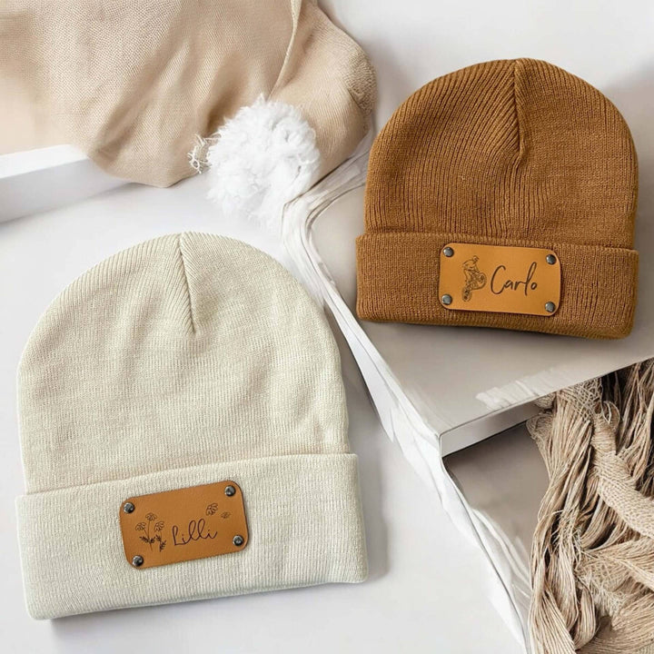 Kindermützen mit Name kaufen – weiche personalisierte Mützen für Kinder von fitgemixt