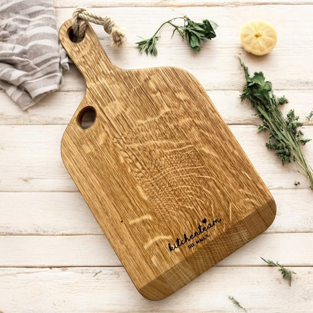 Schneidebrett Eiche kaufen – hochwertiges Küchenbrett mit Gravur von fitgemixt
