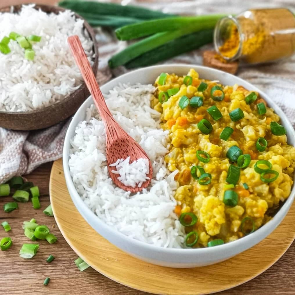 Rezept gelbes Curry vegan im Thermomix® kochen mit Blumenkohl by fitgemixt
