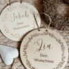 Diese zuckersüßen Holzschilder mit Wunschtext werden mit viel Liebe zum Detail und nach deinen Wünschen von uns personalisiert - Geschenkideen by Fitgemixt