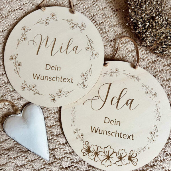 Dieses süße Holzschild mit eigenem Text graviert wird mit viel Liebe zum Detail und nach deinen Wünschen von uns personalisiert - Geschenkideen by Fitgemixt