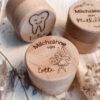 Hochwertige Holz-Zahndose mit individueller Gravur und Design - Entdecken Sie sie im Fitgemixt Onlineshop